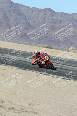 media/Dec-04-2025-Racers Edge (Thu) [[5ebc9f124d]]/3-B Group/7-Session 4 (Turn 10 Inside)/